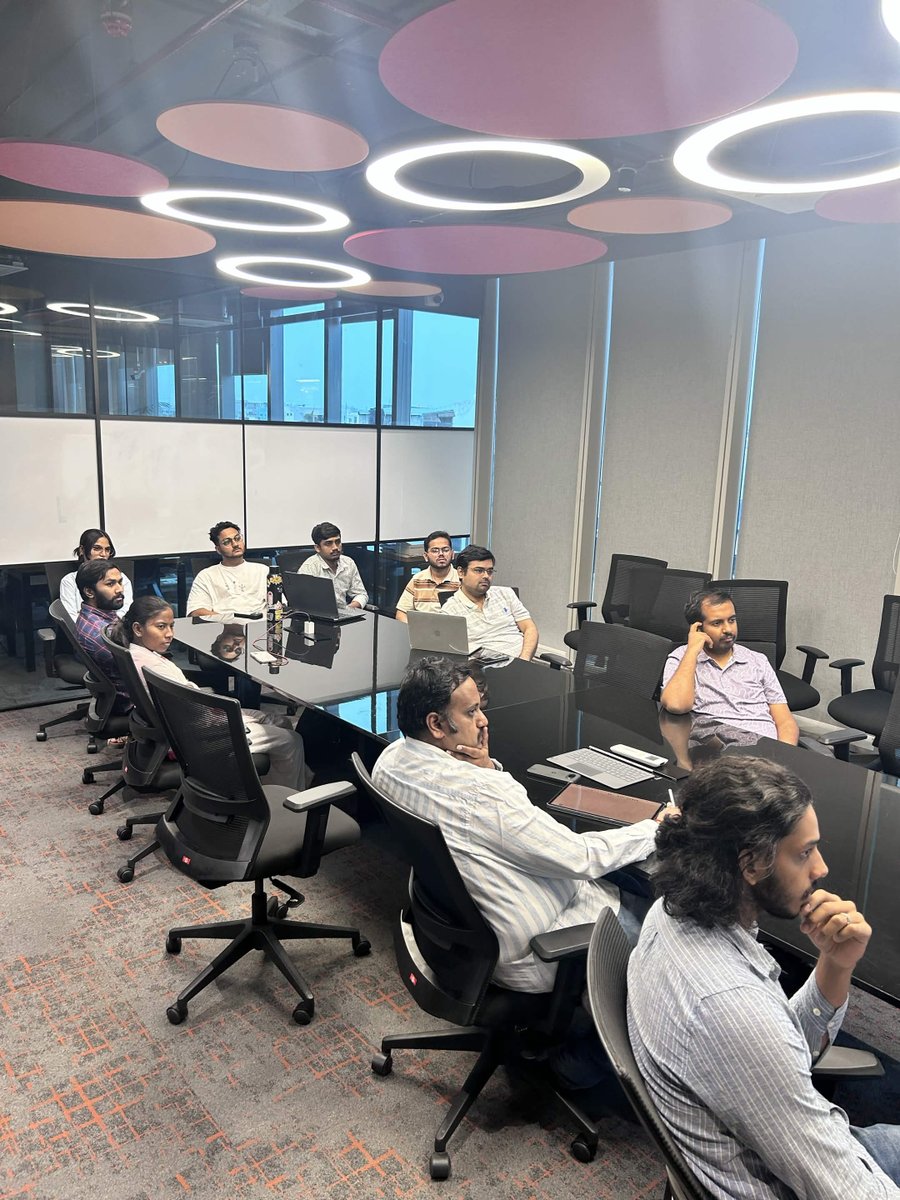 bitshala_org's tweet photo. Huge thanks to everyone who joined the Hyderabad Meetup today 🧡

We went deep into Bitcoin wallets, self-custody, and what it really means to hold your own keys.

Special shoutout to @codingp110 for the brilliant presentation on wallets & self-custody 🔐

See you at the next one 🫡