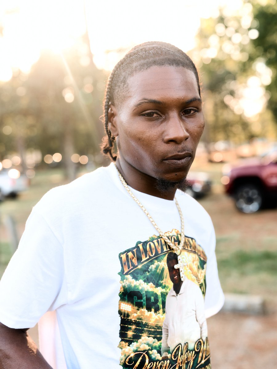 KailSovl's tweet photo. Beautiful people from Jim Hill Homecoming 26’
Battlefield park 
Jackson Mississippi 
Photographed by Justin Hardiman https://t.co/z1Sj3Y1Uge