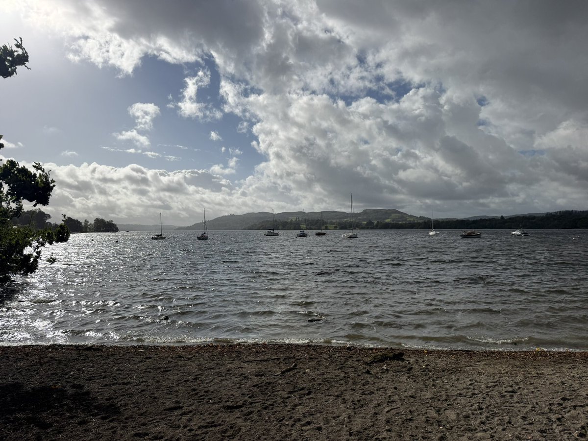 MargaretLees2's tweet photo. BBC Weather Watchers report for Ambleside #weatherwatchers https://t.co/VeW03lyXOl A blustery morning https://t.co/jPqddk5R0F