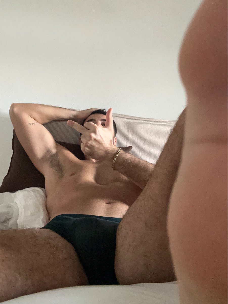 MasterAlinos's tweet photo. Saturday drain. Send for my big toe.

Findom Alpha Master Feet Male Cuckold Alpha Couple Financial domination Italian 
@AlphaMaleWorld1 @merrysupport @findomfan420 @FeetFinder @MASTER_UPDATES @BestSockMasters @tonysub56 @willow_qua @nick_gtwb @rtfordoms @master_italiani @HouseofMo_world @rt4malefeet