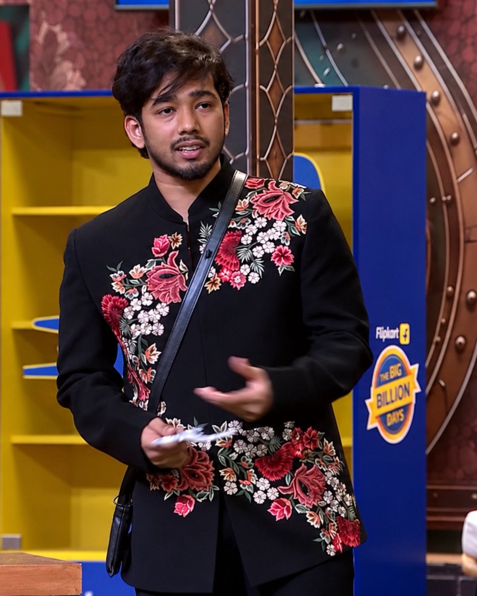 RahulbishnoiO29's tweet photo. This show has become now whitewashing show of qazi
So biased show
BB AUDIENCE MANGE SCOUT OP
#ScoutOP #ScoutArmy #TanmaySingh #BiggBoss20 #ScoutOPIsTheBoss https://t.co/F0lgJrPSzz