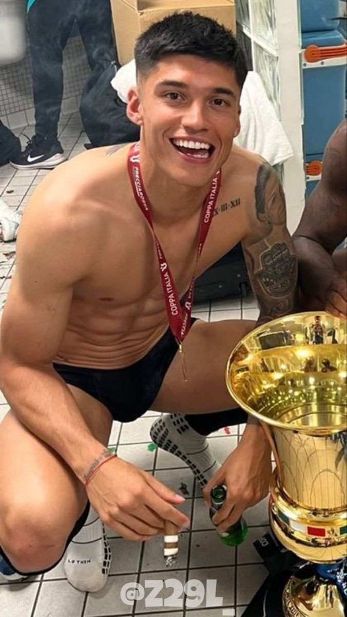 nicouqvc's tweet photo. joaquín Correa 👅 https://t.co/5H4zdbMhl6