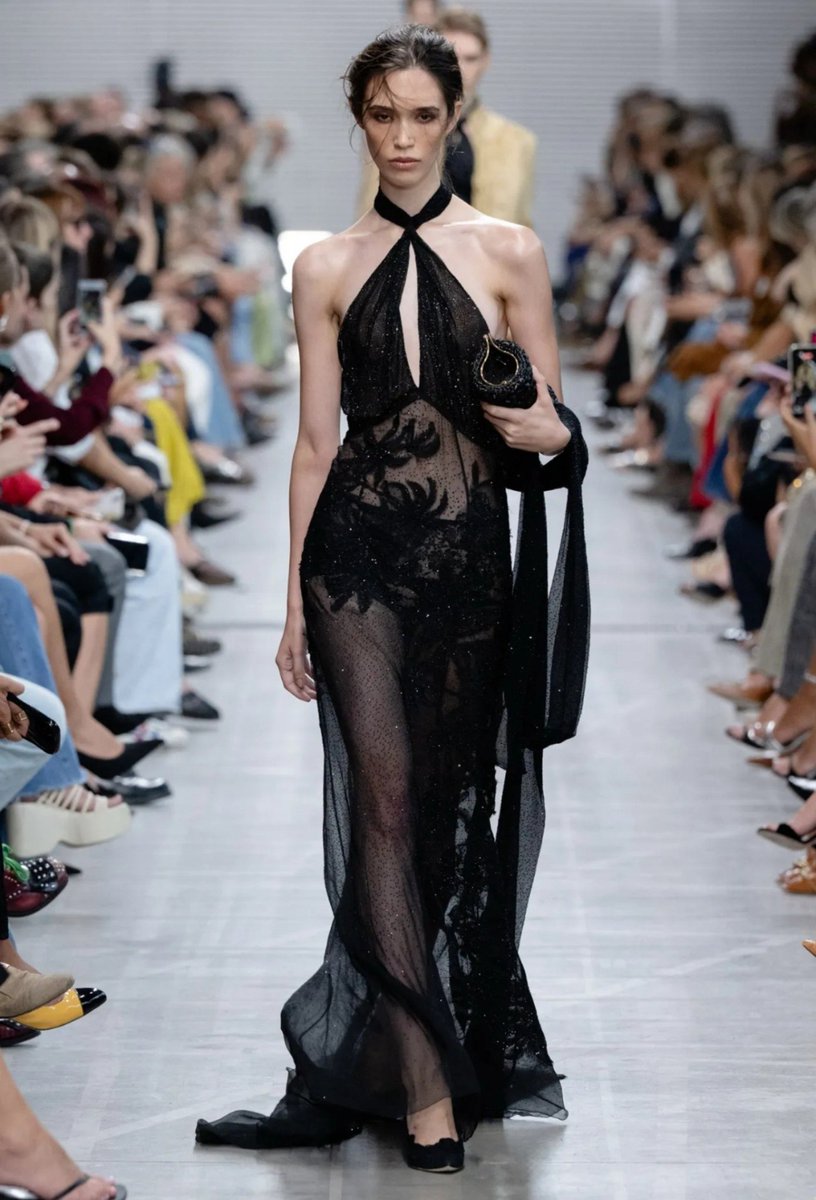 hautesiren's tweet photo. ermanno scervino ss27 𑁍ࠬܓ https://t.co/dKcpwoh2WI
