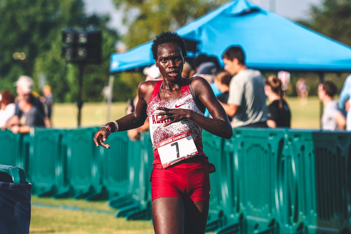 AlabamaTrack's tweet photo. Cross Country Battles Rain, Sweeps Meadows Challenge

🔗: https://t.co/Y0CL8HYef3

#RollTide https://t.co/jjY6SDDIUV