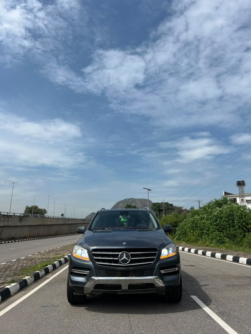 kar33mautos's tweet photo. ML350 2014 - 15.3M Naira https://t.co/OTJFZtsCiH