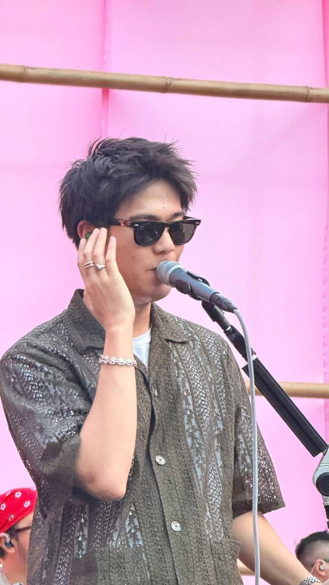 nowrite_'s tweet photo. MAHA DAHSYAT IQBAAL RAMADHAN https://t.co/RQZGEd44Xl