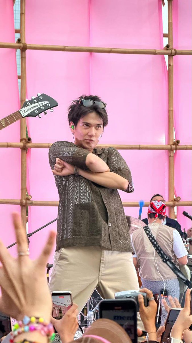 nowrite_'s tweet photo. MAHA DAHSYAT IQBAAL RAMADHAN https://t.co/RQZGEd44Xl