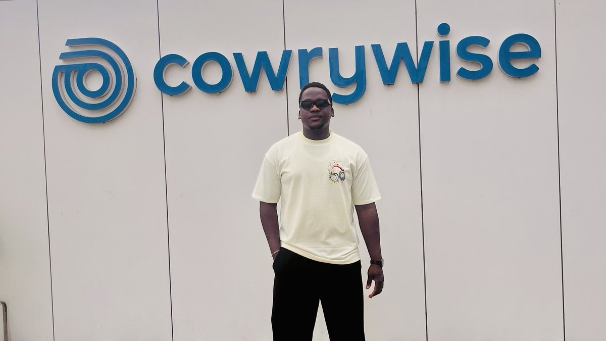 Theadambello's tweet photo. cowrywise hosted us today!!💙.

I was really nice seeing some of mutuals in person 🤭 https://t.co/0cgCY3jFRp