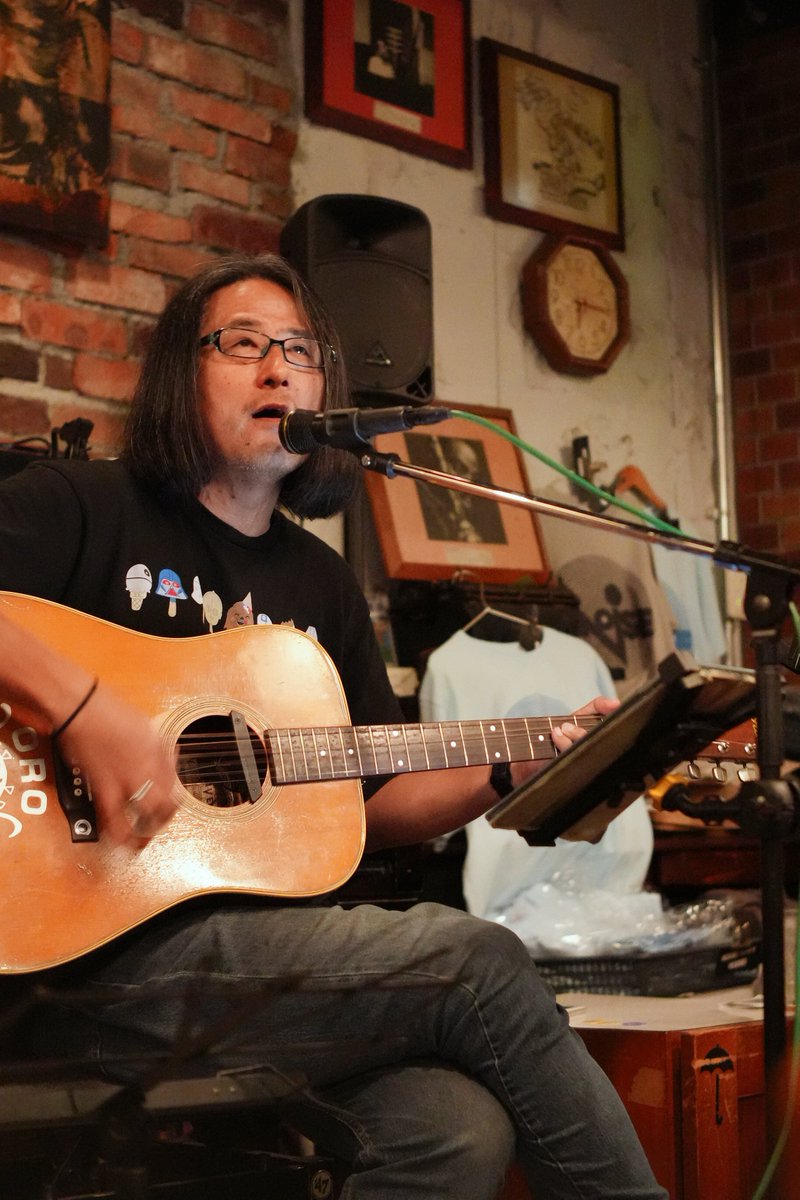 sakuya_RRL's tweet photo. 2026.9.26
My Favorite September in Noise
at 町田ノイズ
恒例のノイズ公演。今回は秀樹くんもゲストで登場☆
それぞれのソロだけじゃなくてセッションあり、それなら当然KING &amp; CHICKENの曲もあり、レア度マシマシのライブだったね！
#石田ショーキチ(@Ishidalf)
#黒沢秀樹(@HidekiKurosawa) https://t.co/nmGU65vO0T