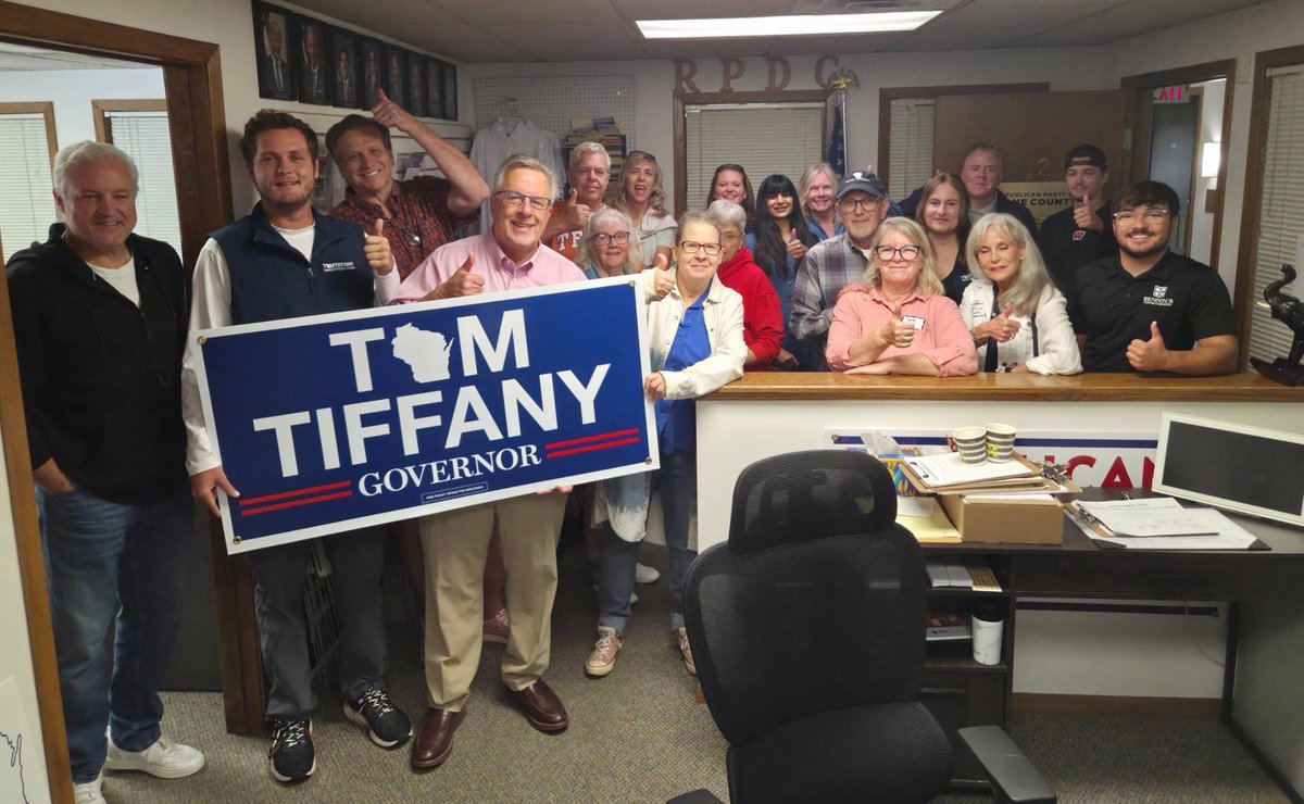 TomTiffanyWI's tweet photo. 28 locations across Wisconsin today.

Wisconsinites are ready for a new direction: lower taxes, audits of state government, and common-sense leadership.

Let’s deliver on November 3rd. 🇺🇸 https://t.co/mAGPKYle7M
