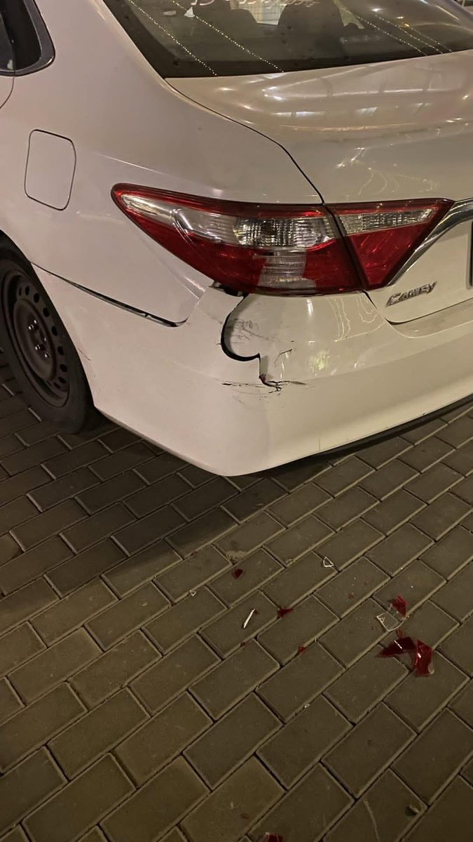 VWRen_Official's tweet photo. خارجة من الصالون و القى جمس صادمني💔 https://t.co/gCGlz5wZF7