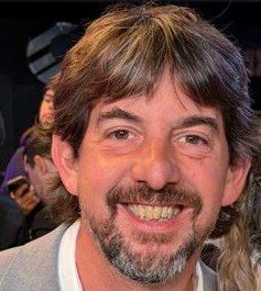 rociomrtll's tweet photo. Me cortó el flequillo 

como me queda // como quería que me quede https://t.co/ndFXoR58FM