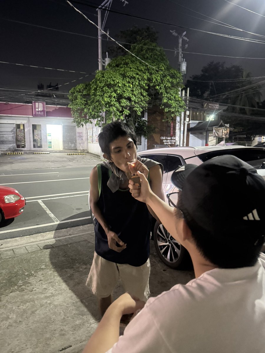 reesemerald_'s tweet photo. Community service type sh https://t.co/ZGgDfmAsfw