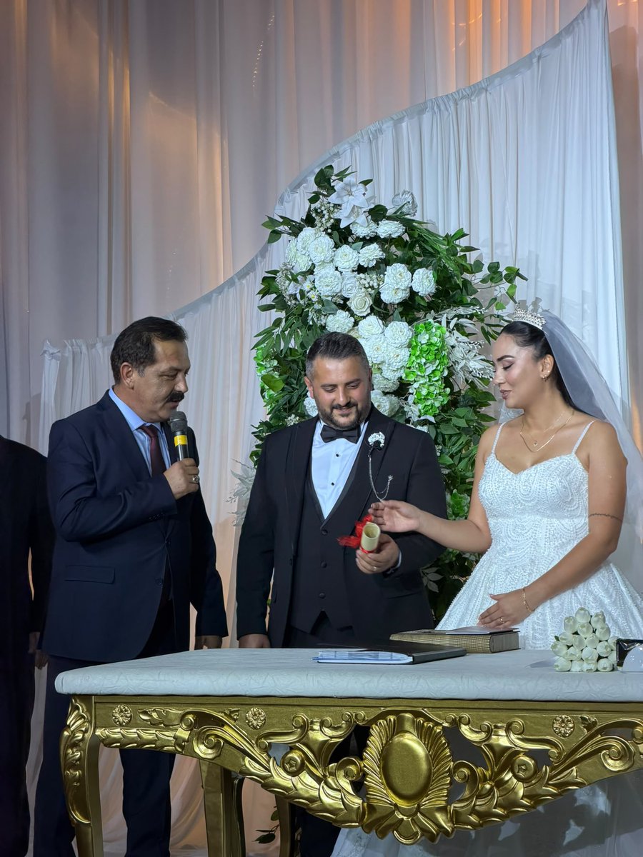007ahmetaydin's tweet photo. Karadeniz’in incisi Trabzon’da, bölge insanımızın kadim misafirperverliği ve sıcak ev sahipliğinde; kıymetli kardeşlerim Betül ve Abidin’in en mutlu günlerine şahitlik etmenin mutluluğunu yaşadık.

Bu özel günlerinde sevinçlerine ortak olmaktan büyük memnuniyet duyduğum sevgili https://t.co/xKMB8Gfych