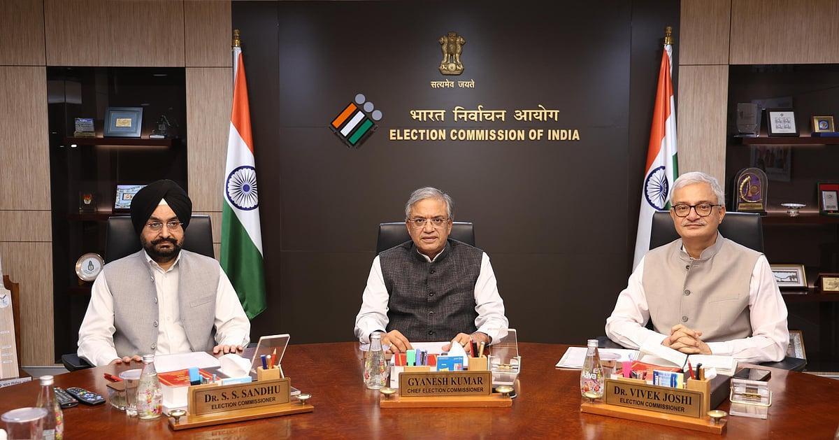DeccanHerald's tweet photo. Election Commission switches to damage control mode after facing flak over SIR row https://t.co/ulMmakuFmv https://t.co/mYDWCKVfLS