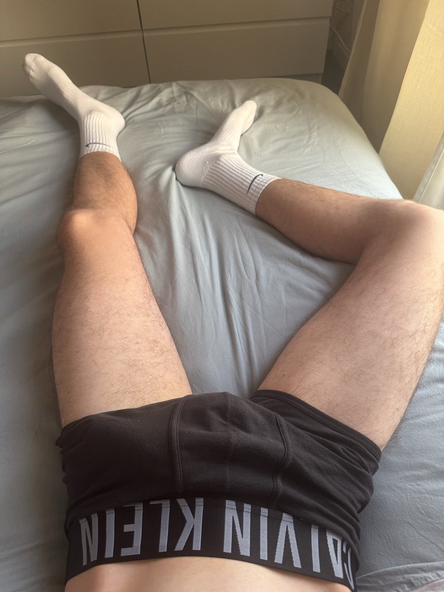 MasterJules99's tweet photo. +90€ en 20 minutes, allongé sur mon lit 🤑 La vie que je mérite 😈 #cashmaster #alpha #cho7 #boss https://t.co/oNocL6vY8n