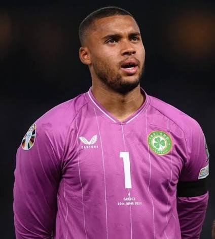 IrelandRadar's tweet photo. You can feel sorry for the players for being in this position.

You can feel sorry for the pressure they've been under from the FAI, agents, clubs and probably more. 

But should they leave their teammate, friend and countryman out in the cold, it will be a stain on them forever. https://t.co/R6JcRBUSJG