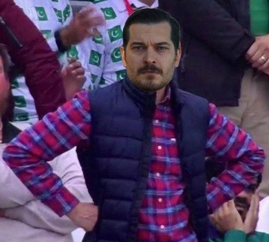dildar_10's tweet photo. Ne oluyor!!!!#Çağatayulusoy #EşrefRüya https://t.co/e8eTbt3HKR