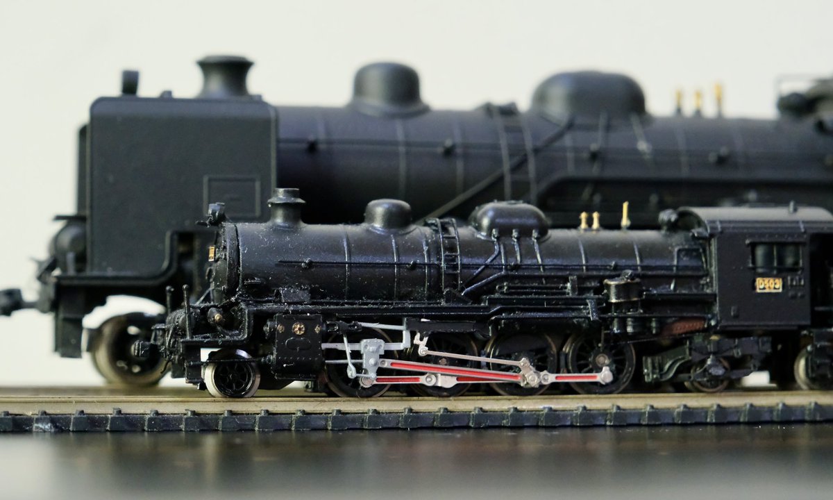 StTopHat's tweet photo. The Miyazawa D50 finally arrived 

I honestly never thought I’d get into Japanese HO, but now there’s 3 locos and a bunch of rolling stock https://t.co/agmhoRGF5t