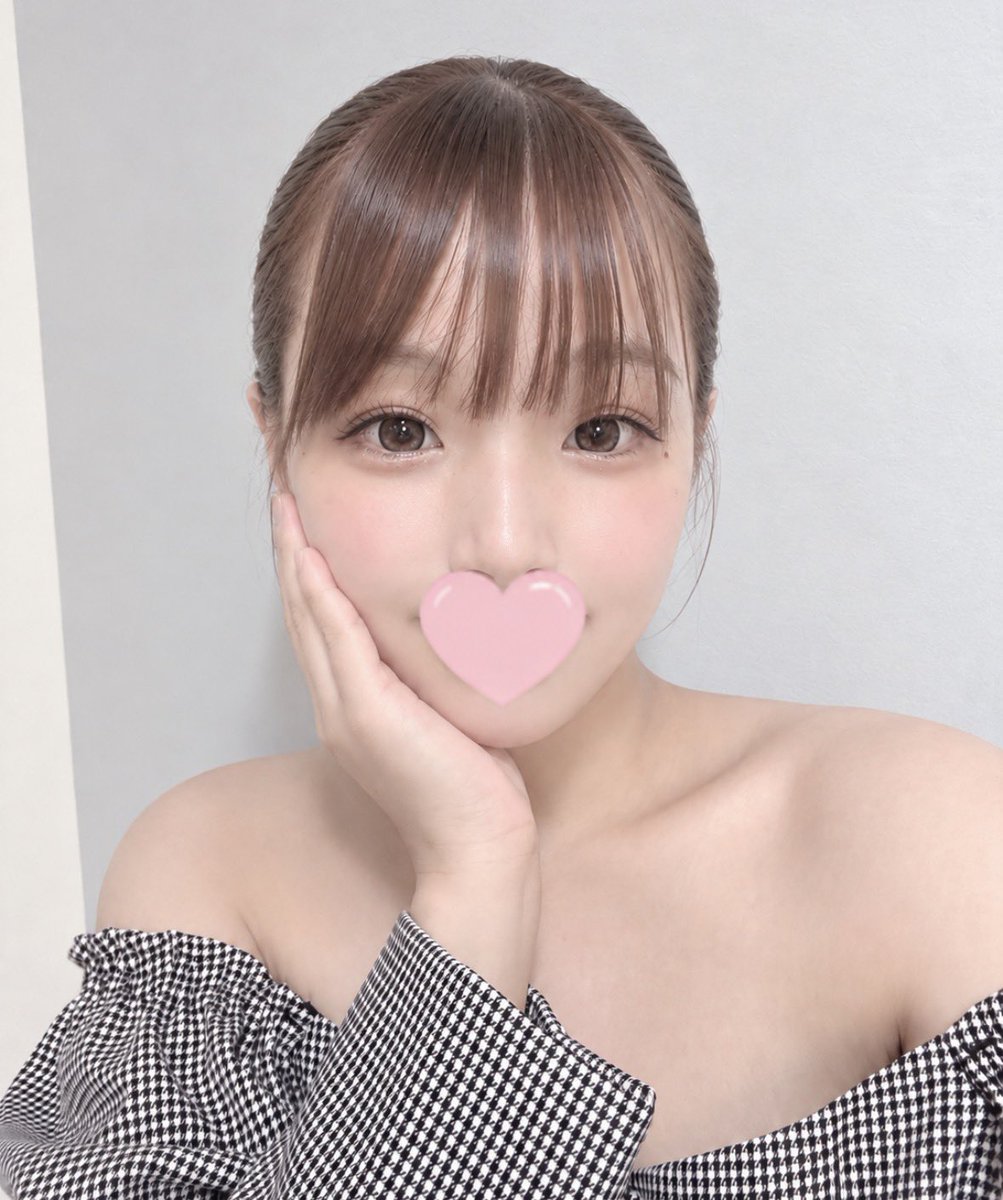 non020504's tweet photo. のんの写真もプレゼント🎁 https://t.co/mJpe1aFMOX
