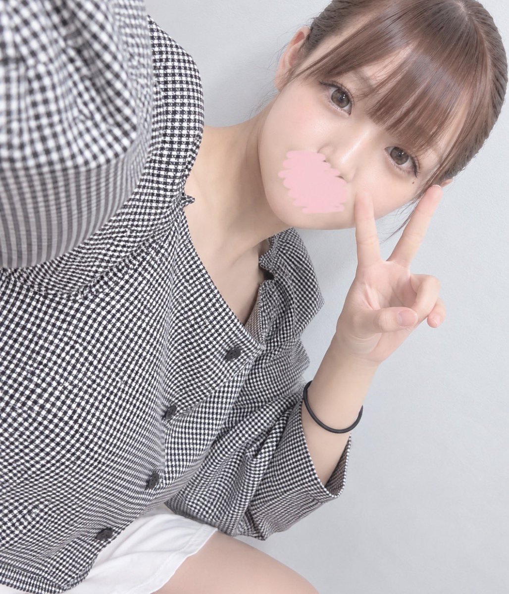 non020504's tweet photo. のんの写真もプレゼント🎁 https://t.co/mJpe1aFMOX