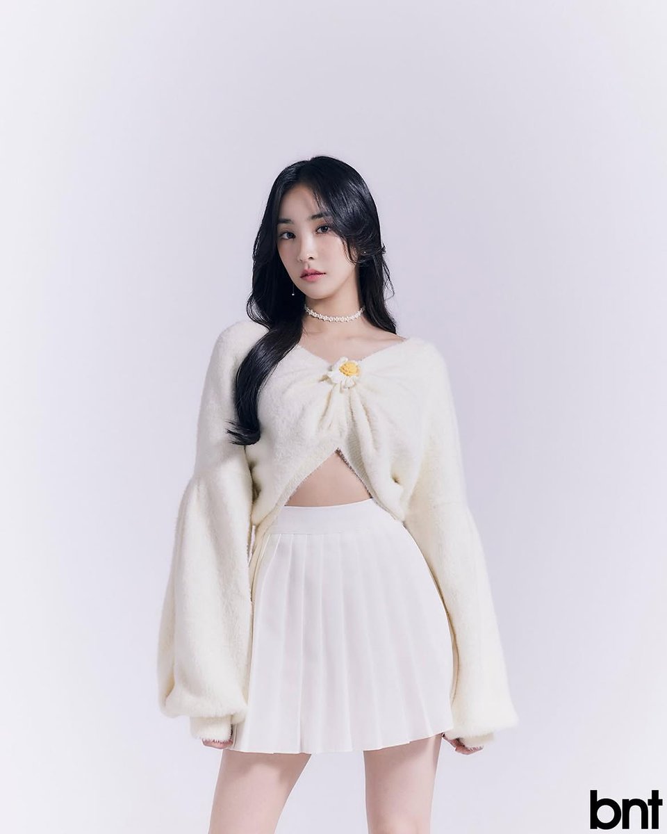 nugupromo's tweet photo. Former SONAMOO member Kim Nahyun reveals that she has welcomed her first child, a son! https://t.co/fNWRqvhALd