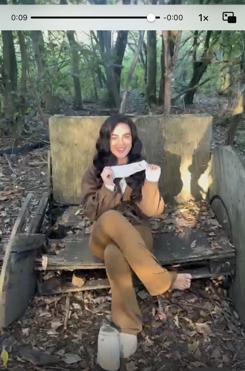 mistressk00's tweet photo. Who wants the full 9 seconds😌😏 https://t.co/mK91xj7Yv0
