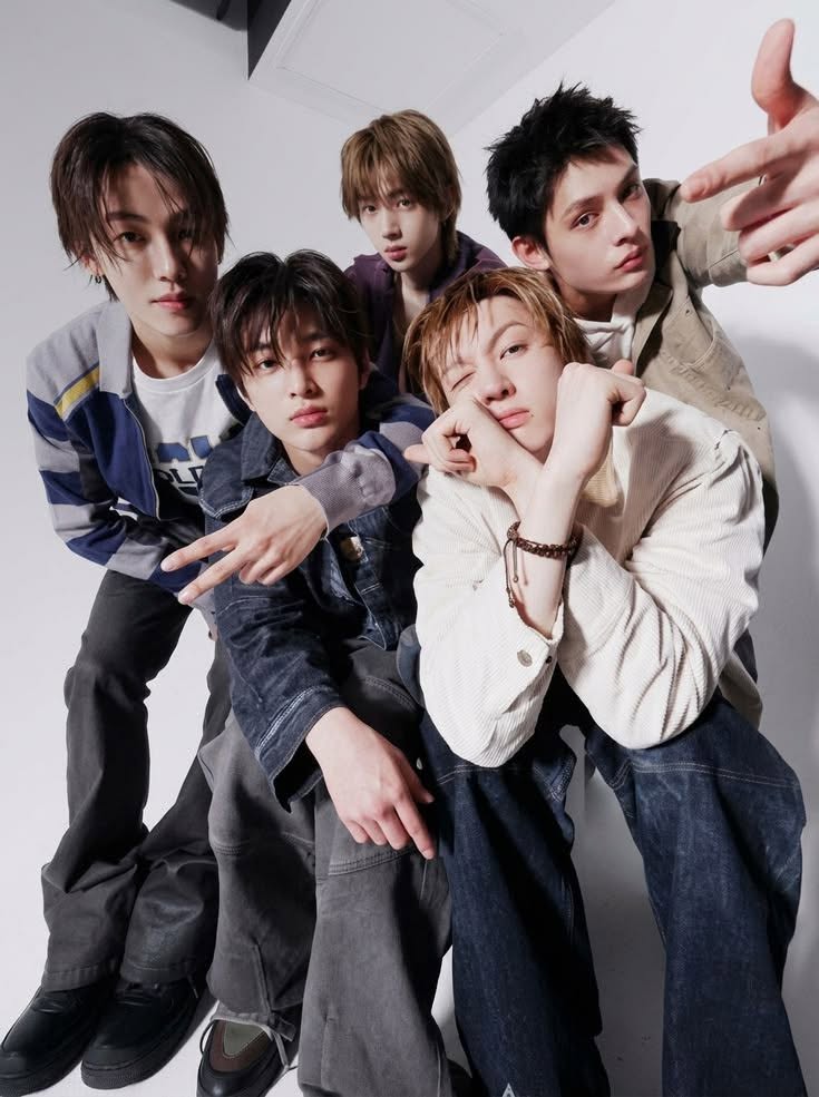cortishieldvn's tweet photo. [260929] ✮⋆˙CORTIS DAILY BRAND REPUTATION BOOST✮⋆˙

GOAL: 150 Likes, 200 Replies, 80 Quotes
Leave a sweet message for CORTIS in Vietnamese, English or Korean!

NO EMOJI
NO COMMENT THE SAME
NO SPAM
ADD PICTURES, VIDEOS

>>> REMEMBER TO HASHTAG AT THE END: #CORTIS #코르티스
>>> NOTES: No comment limit per account, but must be spaced at least 10 minutes apart