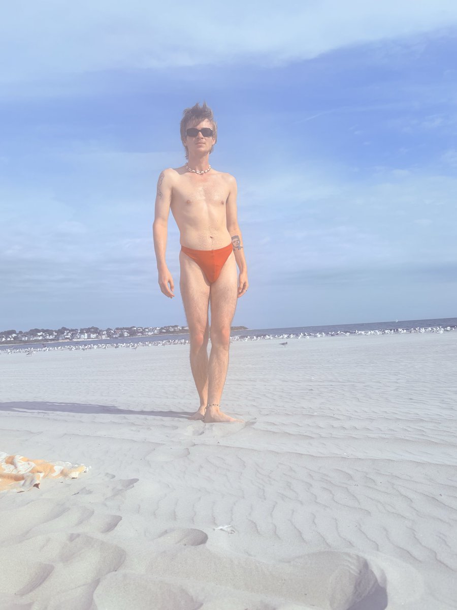 Joshyboyyy28's tweet photo. Is anyone else missing summer right about now? I know I am 😩 #beach @sammymenswear #gayboy #speedo #thong #summer https://t.co/qjY5kNFJMJ