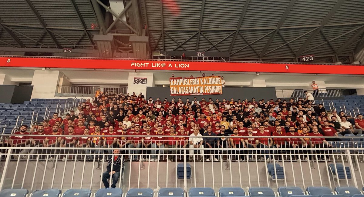 ultrAslanUNI's tweet photo. ARMA YALNIZ KALMAZ! 📍 Sinan Erdem
#ultrAslanUNI https://t.co/7ElDsBWcsC