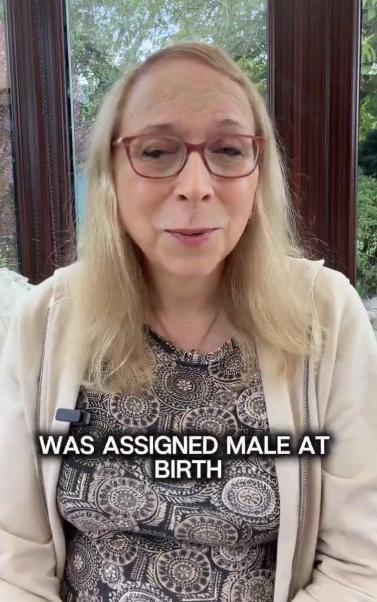 klfeuerfalter's tweet photo. 🧚♀️Das ist eine trans Person die für #Gender #SelfID Aktivismus steht, dadurch bekannt geworden ist. Neeves spricht empathisch über die #trans Tochter eines Freundes, die nun angeblich unter den neuen anti Trans Gesetzen zu leiden hat , die es in der Realität gar nicht gibt. Der Supreme Court hat lediglich darauf hingewiesen das bestimmte Gesetze beachtet werden müssen. Neeves selbst hatte Party Videos mit männlichen Personen in Damentoiletten gedreht u. ins Netz gestellt. Warum hat dieser Mensch keine Empathie mit tatsächlichen #Mädchen , z.B. der eigenen Tochter ? Es gibt kaum eine Klatschzeitung die Neeves Crossdresser Story nicht gedruckt hat , denen Neeves kein Interview gegeben hat , für Ehefrau u. Kinder war das sicher nicht angenehm. Als dieses Klovideo entstand war die Klage bereits beim Supreme Court. Wie kann man überhaupt auf die Idee kommen so etwas zu machen, was sollten diese ganzen furchtbaren Klovideos ?