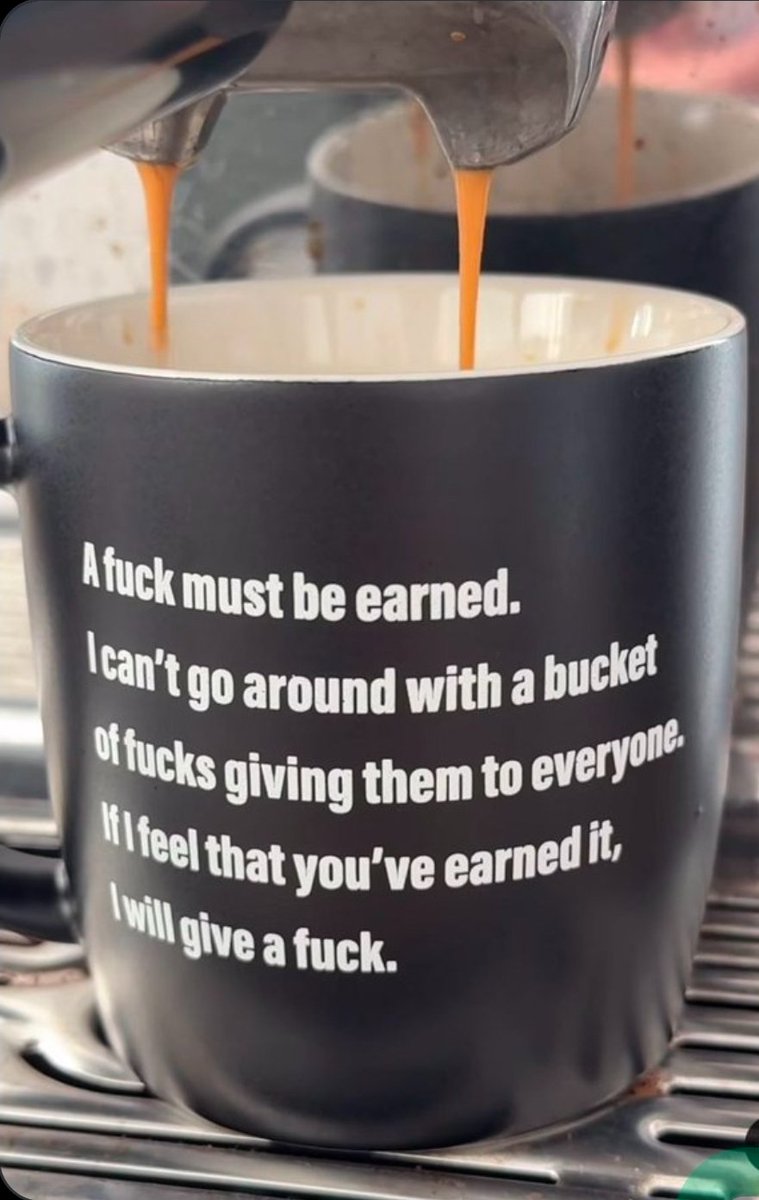 AllAmericaGRITS's tweet photo. 😂 And these days,I have Zero 🖕to give. https://t.co/ltPvZGZmBD