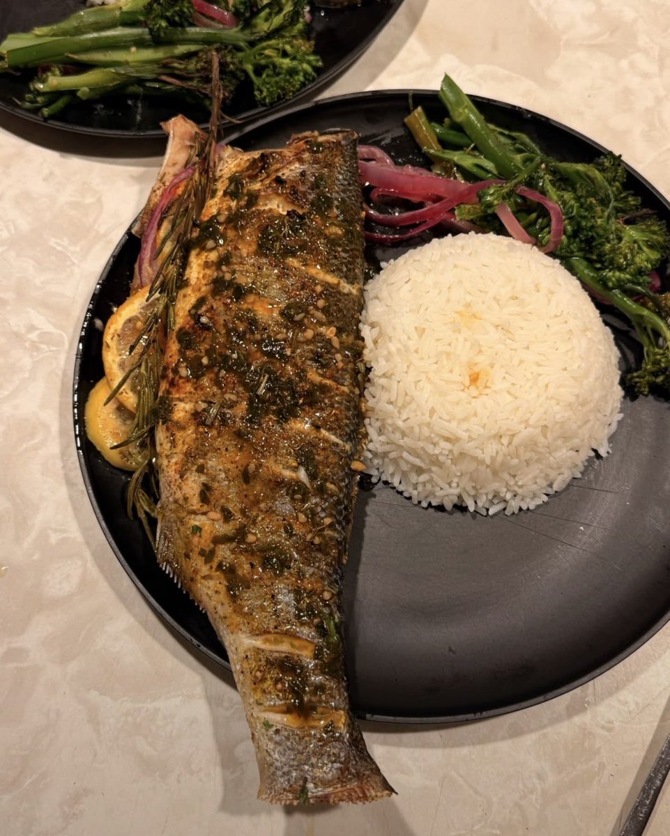 bossbabejass's tweet photo. Fish LOVERS 😍 https://t.co/xb1gRfHI6m