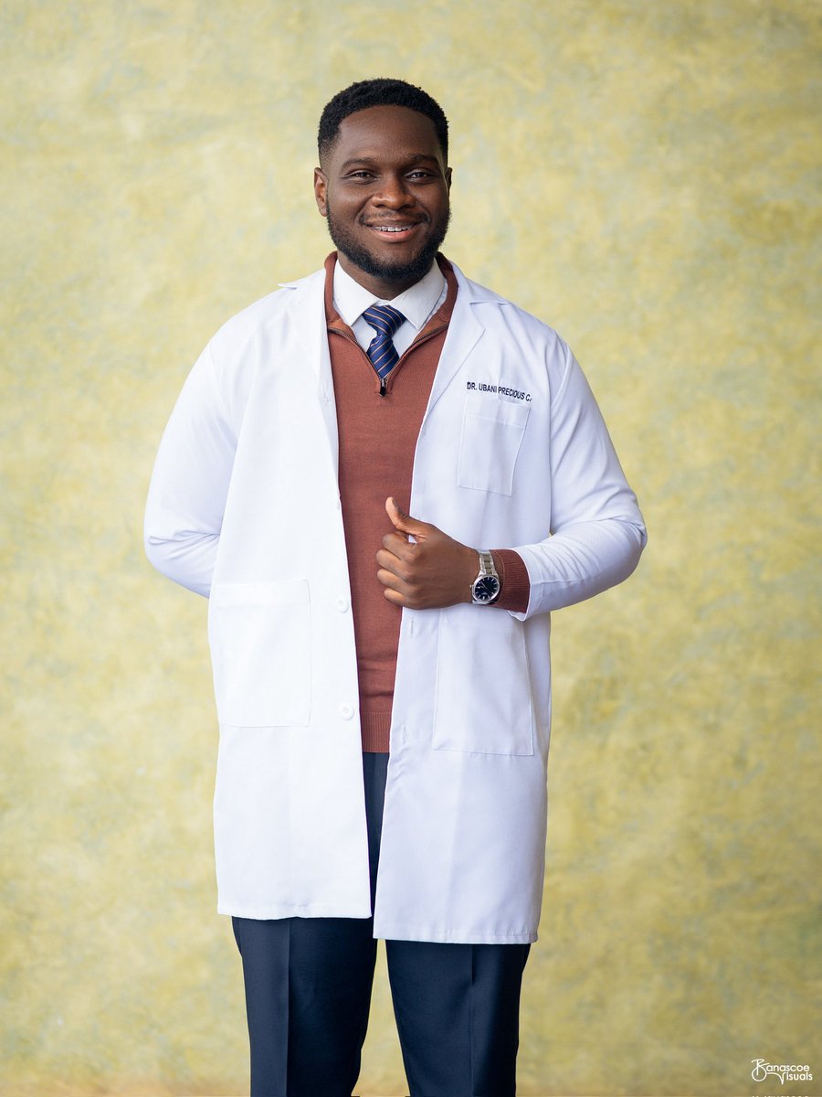 UbaniPc's tweet photo. And finally, the medical school era comes to an end. 🩺😮‍💨

It’s Dr.(Med) Ubani  Precious C.  to you! 🍾⚕️
#ksmd2026 https://t.co/f2PjkTRFYg