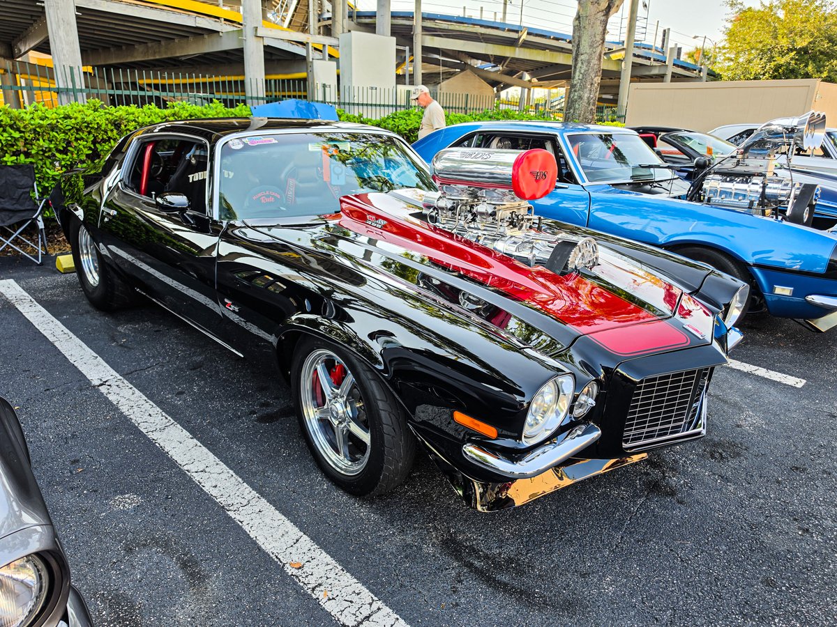 KizzyMcglawn's tweet photo. Awesome Pro-Street Camaro at the Old Town event in Kissimmee, Florida. https://t.co/niaWSV8CsP