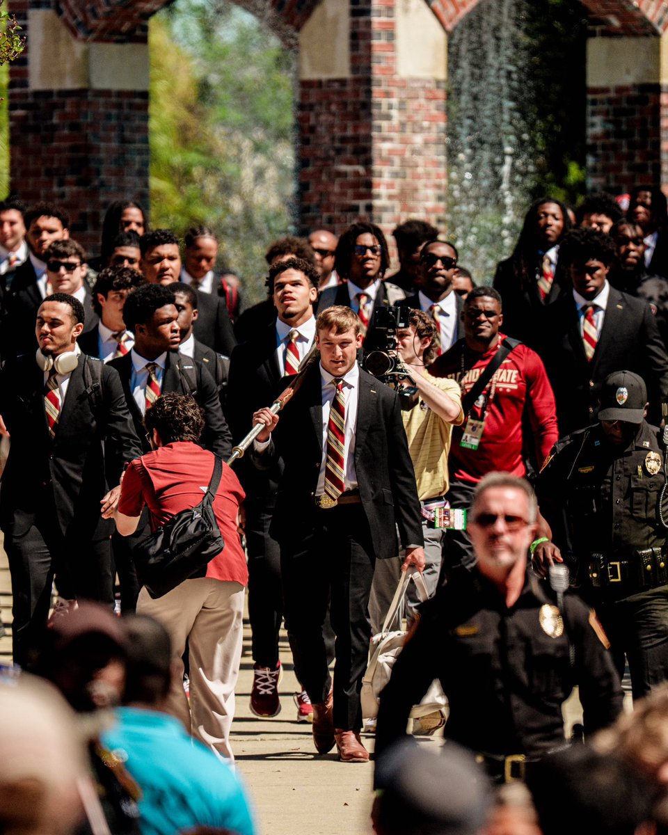 FSUFootball's tweet photo. 𝙇𝙚𝙜𝙖𝙘𝙮 𝙒𝙖𝙡𝙠

#NoleFamily | @NicsToggery1 https://t.co/ZkyK57JDm3