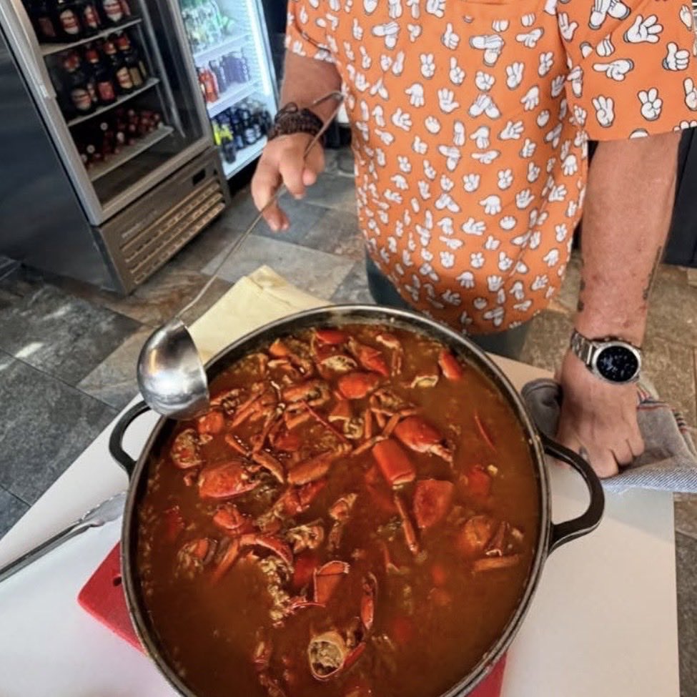 CPinchosCyL's tweet photo. 💫 Ávila llega al II Concurso de Pinchos y Tapas 💫

Tres profesionales, tres espacios y tres formas de sorprender

👩‍🍳 Marta Alfayate — Cafetería 1966 Mangas 👨‍🍳 Julio Jiménez García — La Oca Cocktail Bar 👨‍🍳 Juan Carlos García — Hostal Puerta del Alcázar

@CyLEsVida https://t.co/Iimi3r9DDf