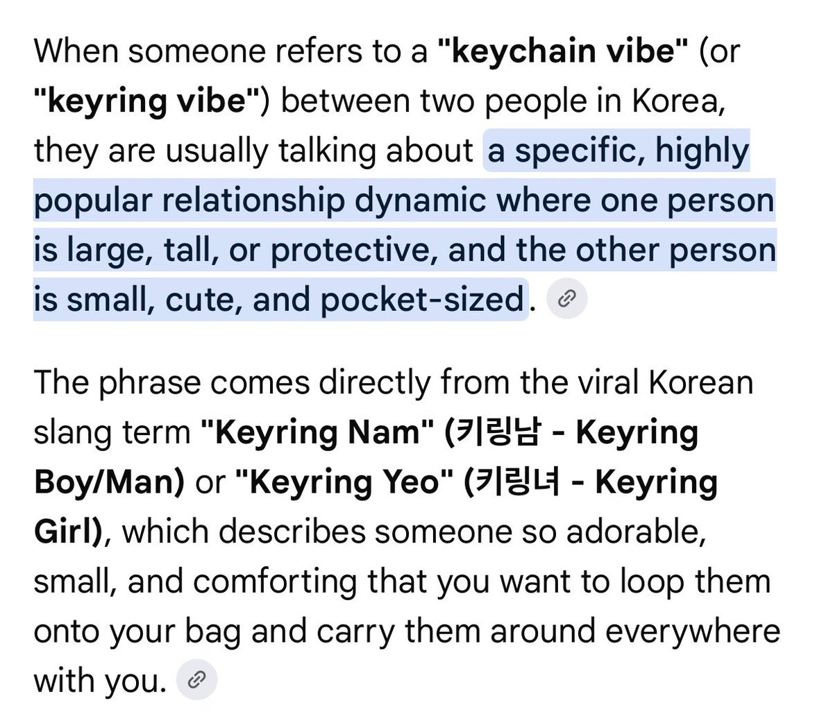 foreversummerz's tweet photo. eunchae was onto something here btw #keychainvibe https://t.co/0G1TDMWt2I