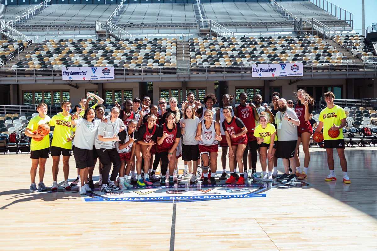 GamecockWBB's tweet photo. Who’s ready for Sunday?!

🔗: https://t.co/aMgAXf2EpQ https://t.co/QQtIiW8QVh