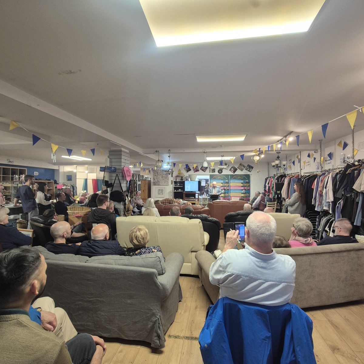 LWPEvents's tweet photo. A packed house for "The Village That Vanished" by Brian Tracey and Douglas Appleyard's talk on The Stokers #Ballybough #northstrand #Historyfest #history https://t.co/cokhHrmfvS