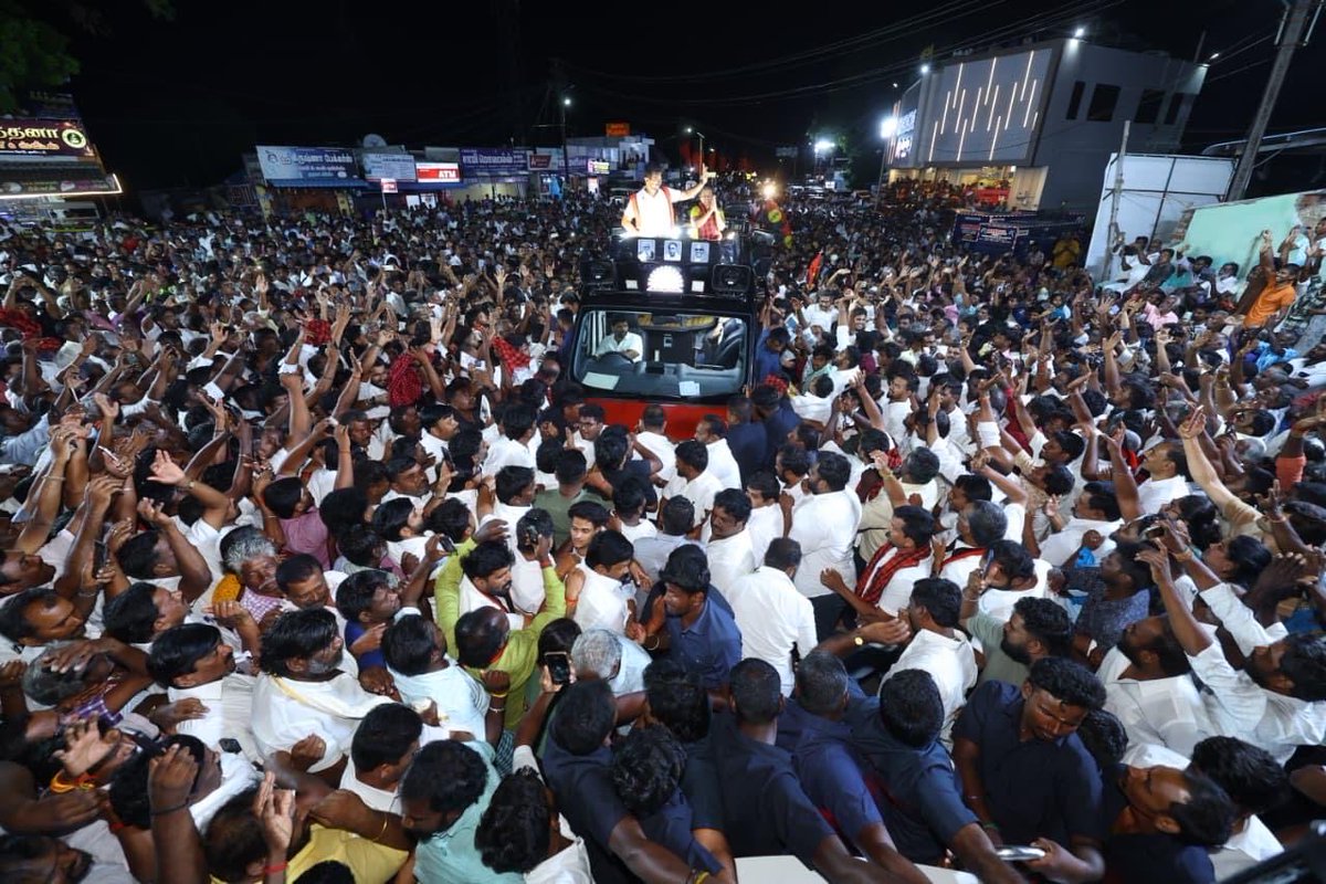 Udhaystalin's tweet photo. தாராபுரம் சட்டமன்ற இடைத்தேர்தலில் போட்டியிடும் சகோதரி சுகன்யாவுக்கு ஆதரவாக கழகத்தலைவர் @mkstalin அவர்களின் வழிகாட்டுதலின்படி தாராபுரம் குண்டடம் பகுதியில் இன்று பிரச்சாரம் மேற்கொண்டோம்.

@KN_NEHRU @mp_saminathan @V_Senthilbalaji @dmkpadhu @keprakashdmk https://t.co/Ef2ky3WI30
