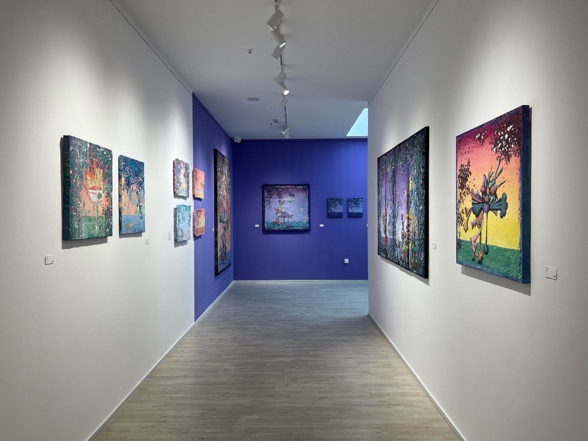 SetsukoNeijy's tweet photo. [Explora la magia del arte contemporáneo en nuestra exhibición hoy: piezas únicas que despiertan emociones y conectan al público con la creatividad!]， https://t.co/6EX8PzSrOl