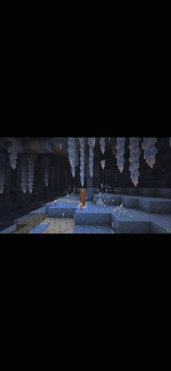 notquiteaure's tweet photo. New cave the ice caves coming to minecraft https://t.co/LEnCgxU89Y