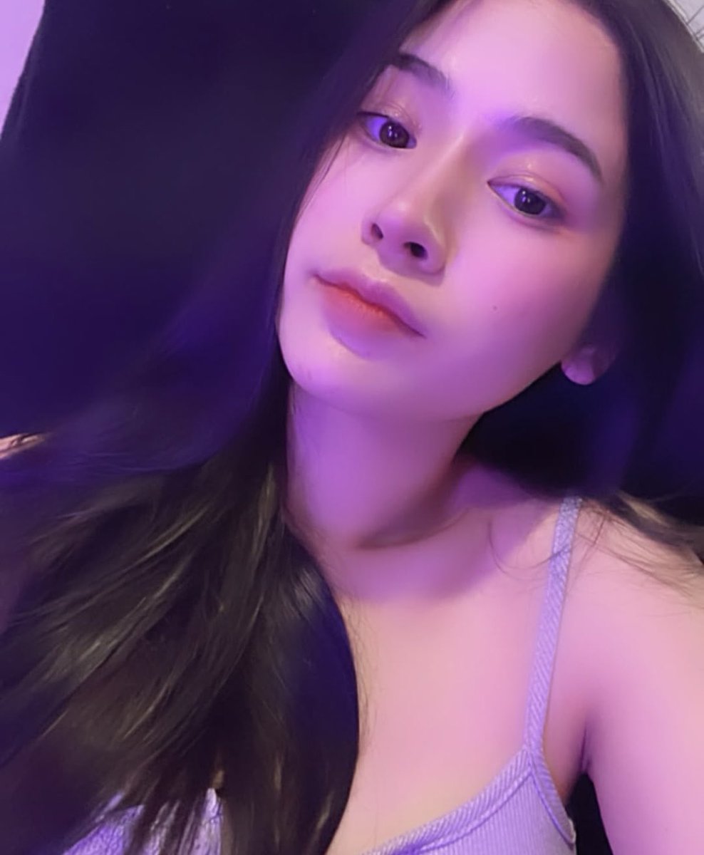 FernandoRocs4's tweet photo. 💄”ตอนแรกก็ไม่เชื่อ จนกระทั่งลองใช้เอง... ไอเทมลับที่บิวตี้บล็อกเกอร์เกาหลีโหวตให้เป็นอันดับ 1!“ 🦋 ครีมกันแดดเนื้อซูเฟล่ บางเบา คุมมันนาน 🌤️

🆔 paa_45
#รับงานตรัง #ตัวเมือง #ตรัง https://t.co/jK0ql1xAPC