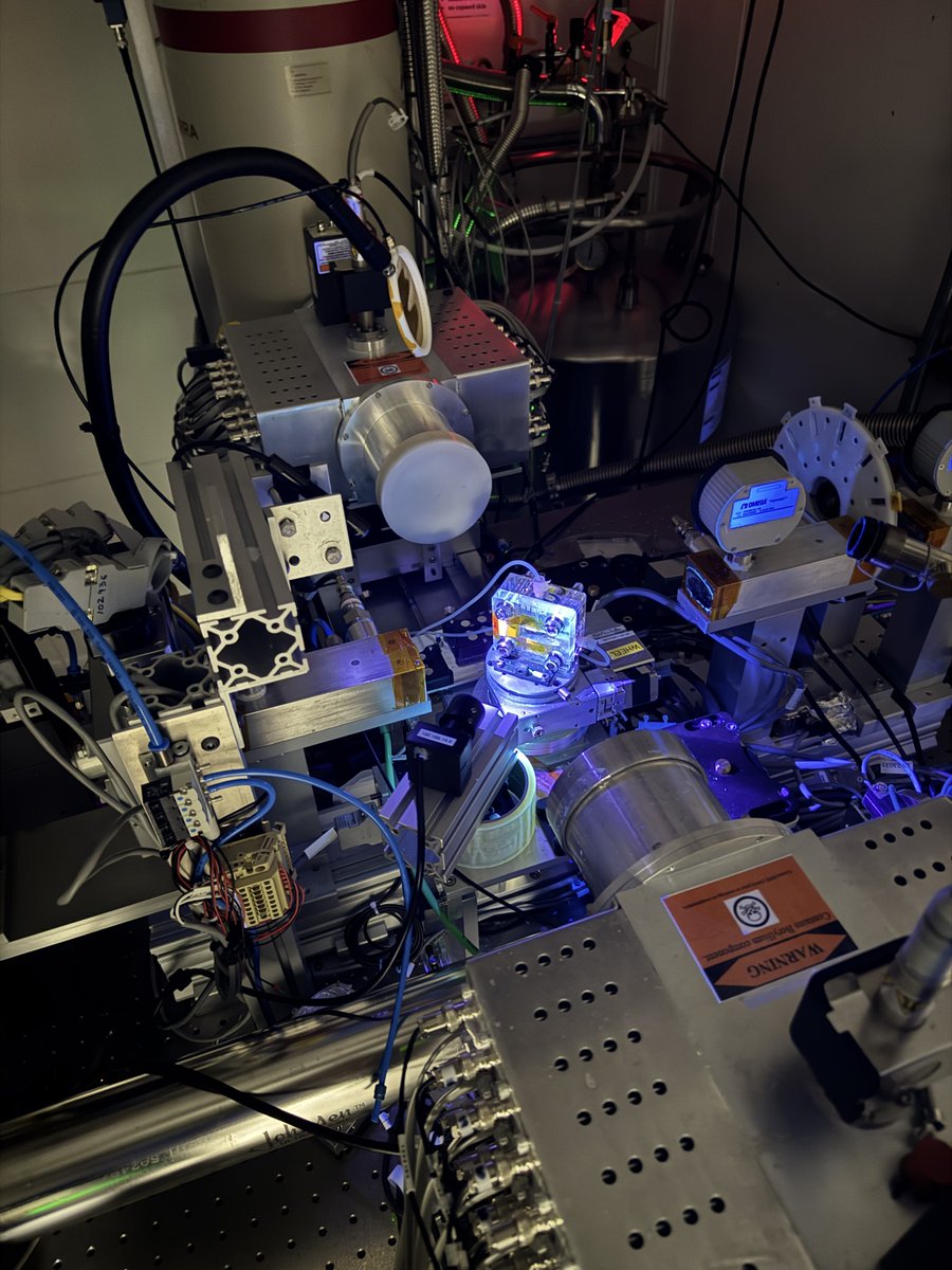 CanLightSource's tweet photo. Researchers @UCalgary are studying a new #catalyst that could make green #hydrogen production more effective while using far less of the expensive precious metals typically required. https://t.co/kQHqb7v7HE
#ResearchInAction @NSERC_CRSNG @ABInnovates @SchulichENGG @UAlberta https://t.co/y8s6OUwGRX