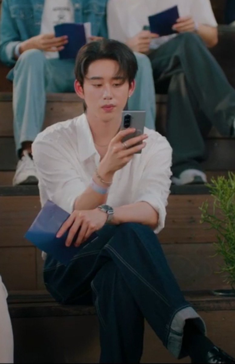 lattesipper's tweet photo. 19 people wanna match with him? yeah, understandable🤷🏻‍♀️

#YouManiacSeriesEP5 https://t.co/7tPrMZyOay