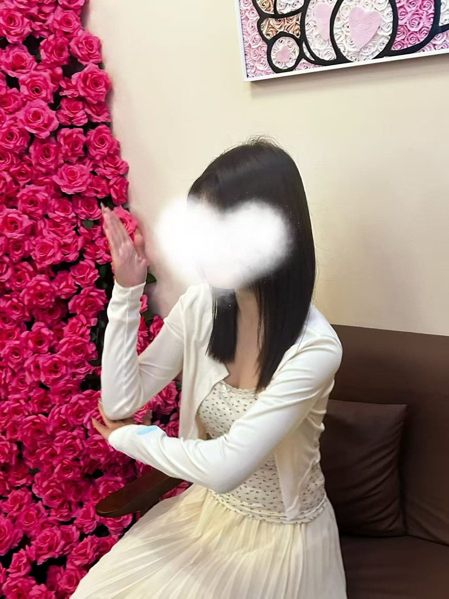 ppbb2587's tweet photo. 被嘲笑不会拍pose的我直接🙋‍♂️ https://t.co/141lkZqdJ1