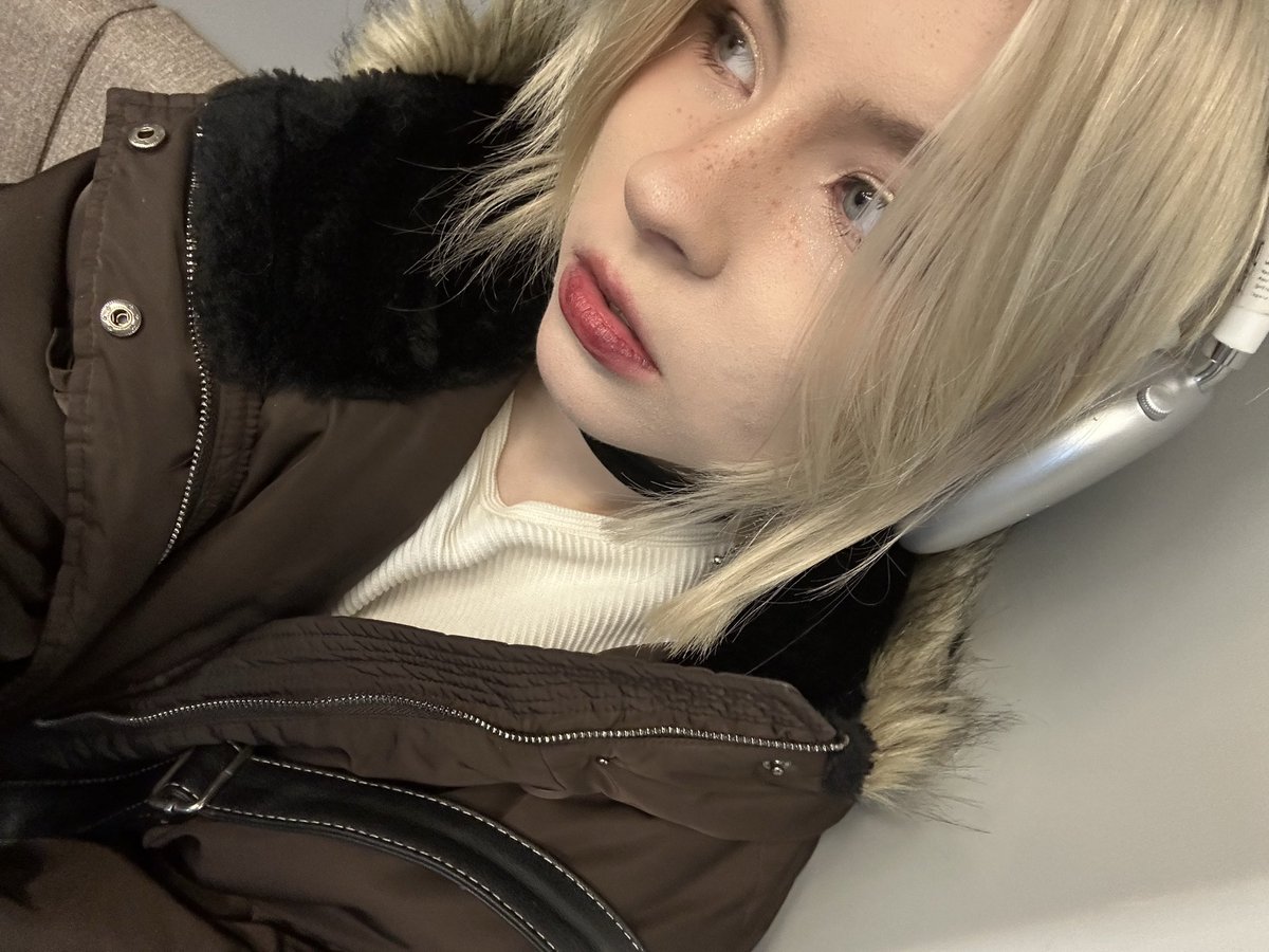 Mael0310's tweet photo. Люблю это-романтизировать свою жизнь https://t.co/wPeK7fx5qT