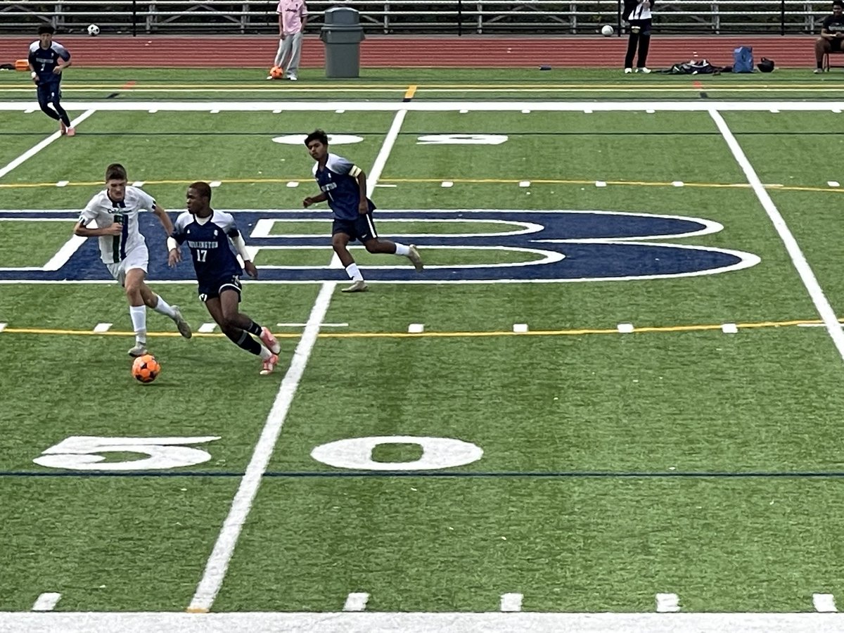 BSDVTAthletics's tweet photo. 🚨FINAL | JVABSOC | BHS 1, CHS 0

Ryan Pania nets the game-winner in the 73rd minute to give the #Seahorses the win

#SeahorsePride #GOSEAHORSES #BSDVTAthletics #BSDVT https://t.co/wn3g19CcgR