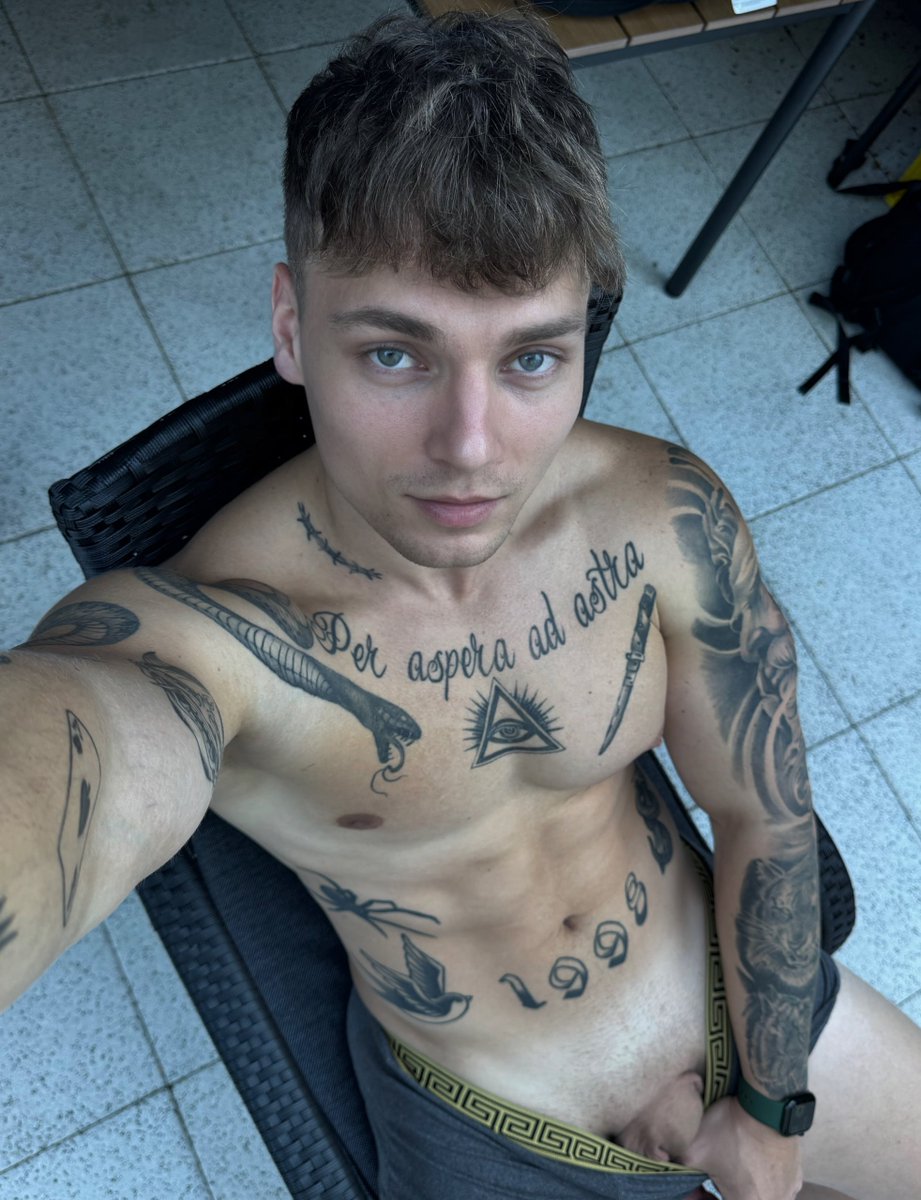 immarinealex's tweet photo. I don’t need soft. I need responsive. If you were beside me right now, would your body cooperate? https://t.co/kwvkgdrrVW